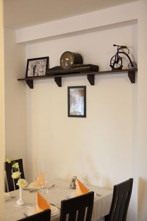 Stan Es Panzio Bed & Breakfast Balatonalmadi Exterior photo